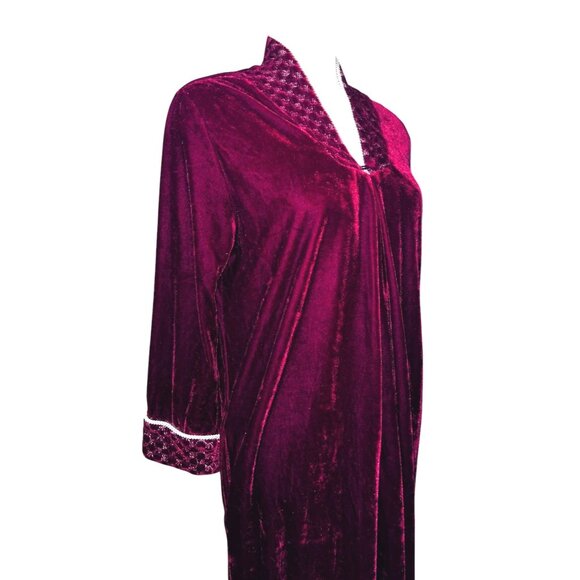 Whispers Vintage Crimson Red Velvet Long Nightgown Robe Sz Small Embroidered Tr - Picture 14 of 14